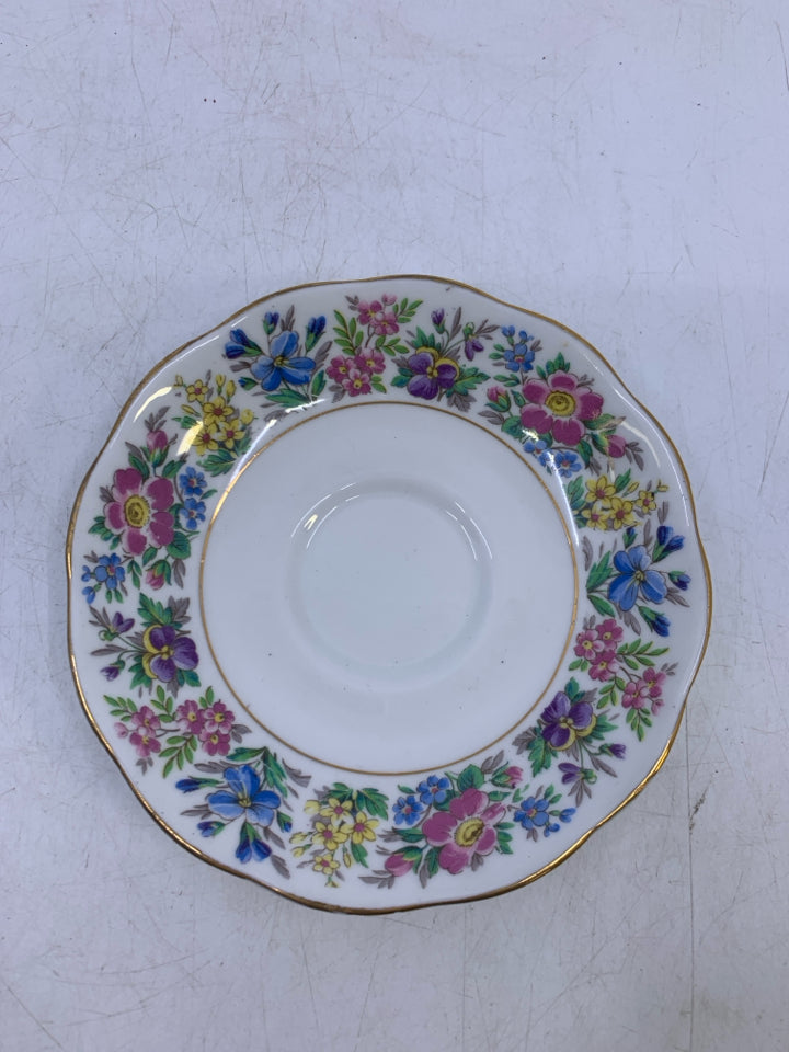 COLORFUL FLORAL W/ GOLD EDGE COUNTRY RAMBLE.