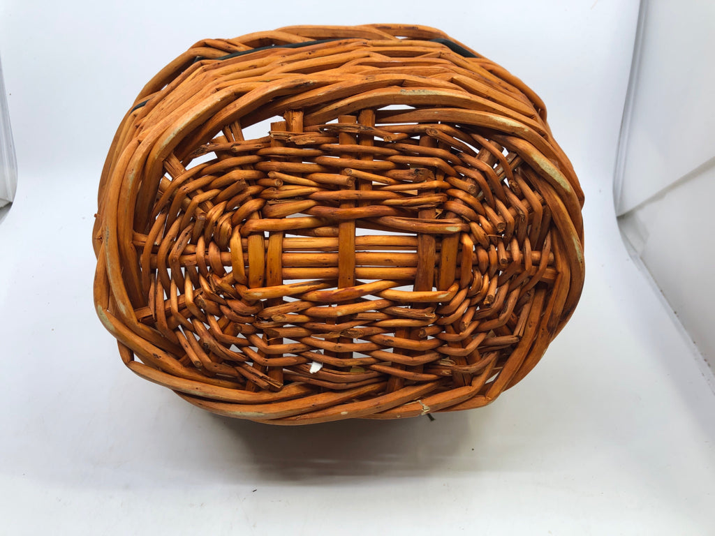 OVAL ORANGE BLACK STRIPE WOOD BASKET WITH HANDLE.
