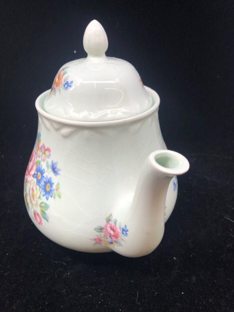 VTG PALE GREEN FLORAL TEAPOT.