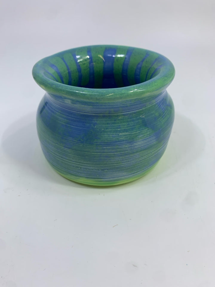 SMALL HANDMADE BLUE AND GREEN GLAZED POTTERY VASE.