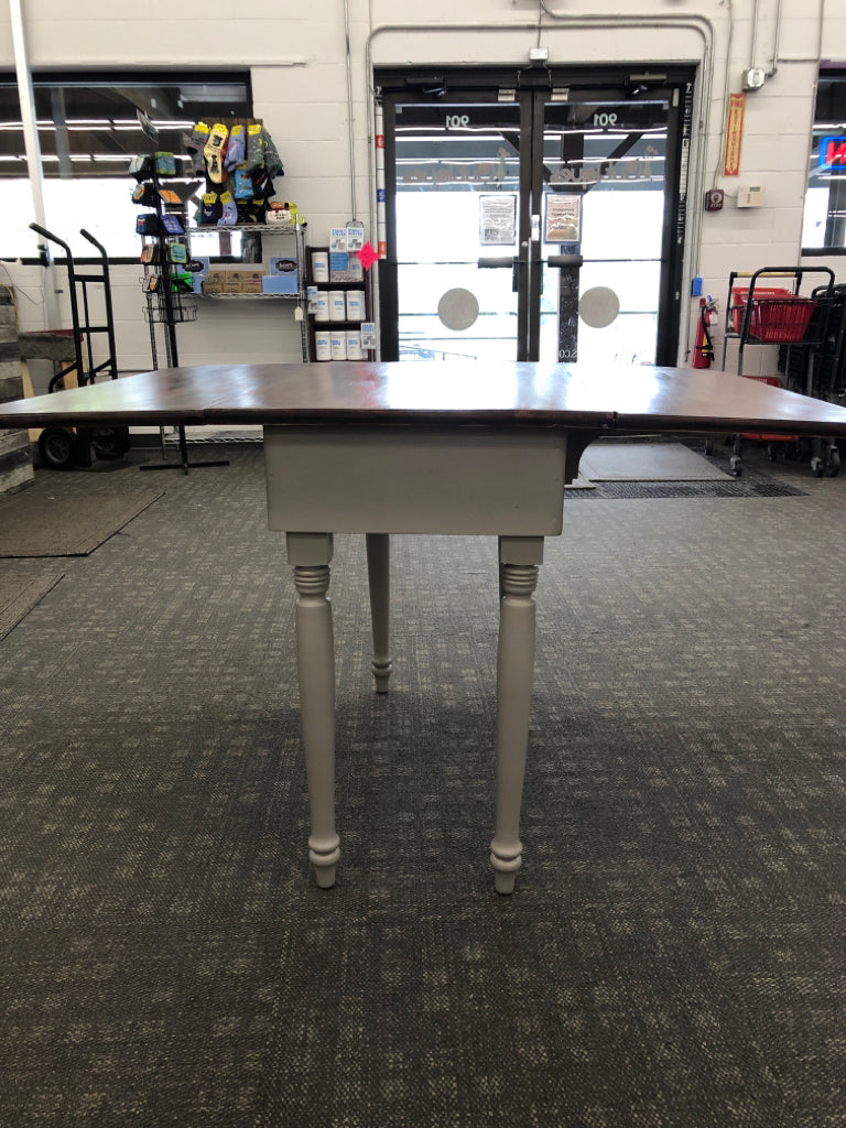 CHERRY WOOD TOP GREY PAINTED DROP LEAF TABLE.