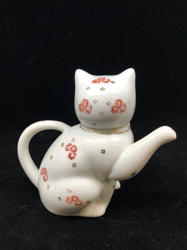PORCELAIN CAT TEAPOT.