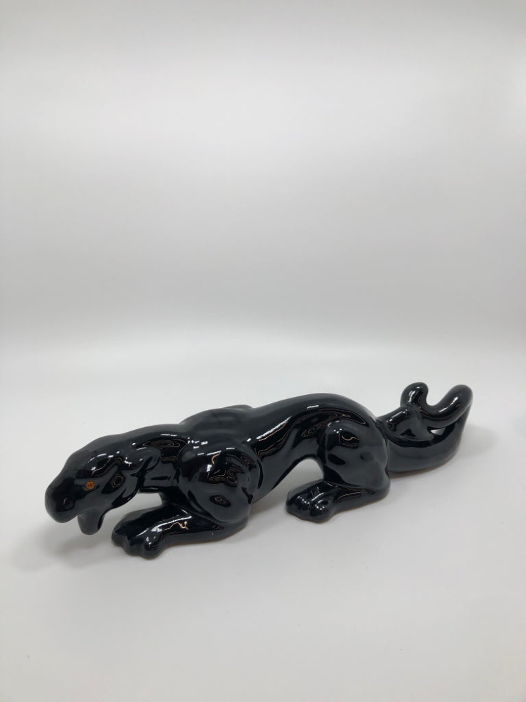 CERAMIC PANTHER W/GOLD EYES.