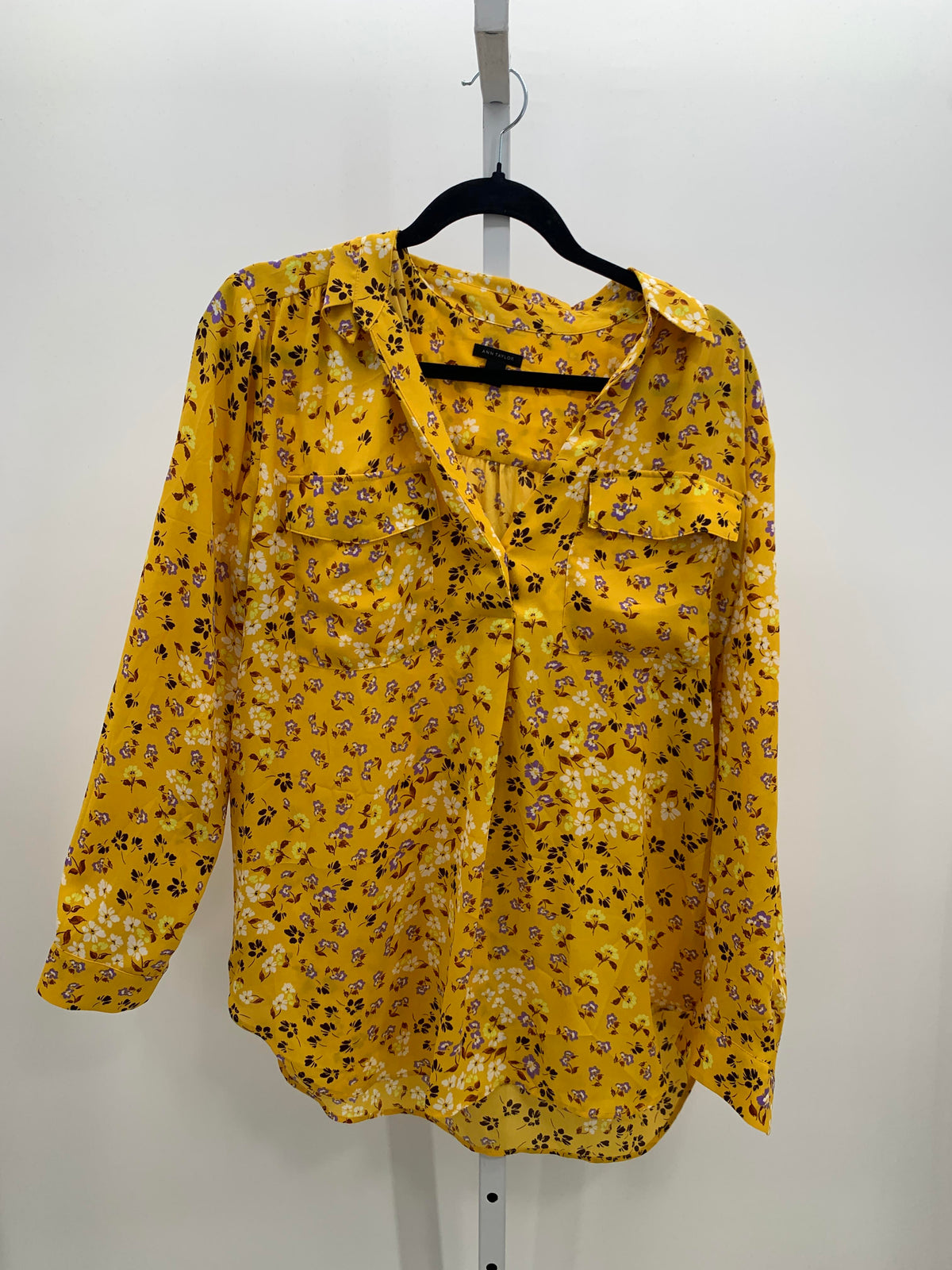 Ann Taylor Size Large Misses Long Sleeve Shirt