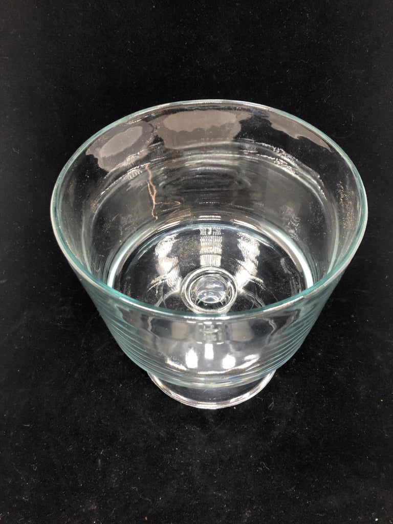CLEAR GLASS TRIFLE BOWL.