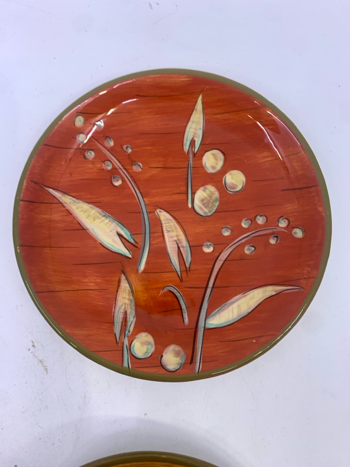 4 MULTICOLORED SMALL DISHES.