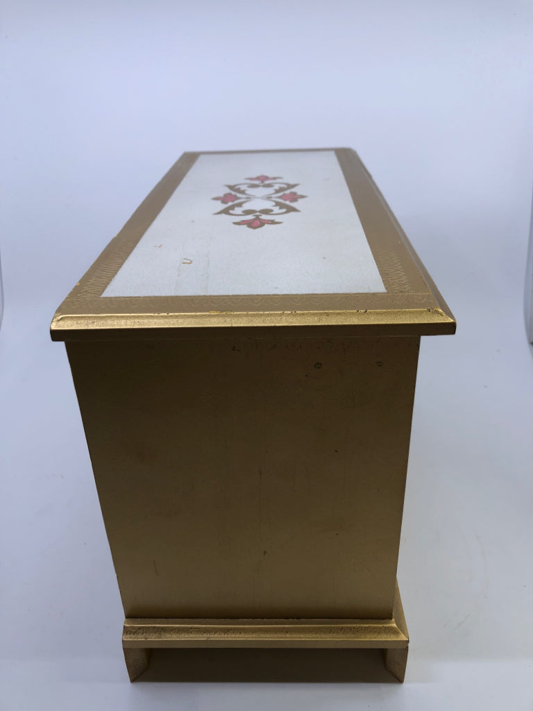 VTG GOLD RED PATTERN MUSIC/JEWELRY BOX.