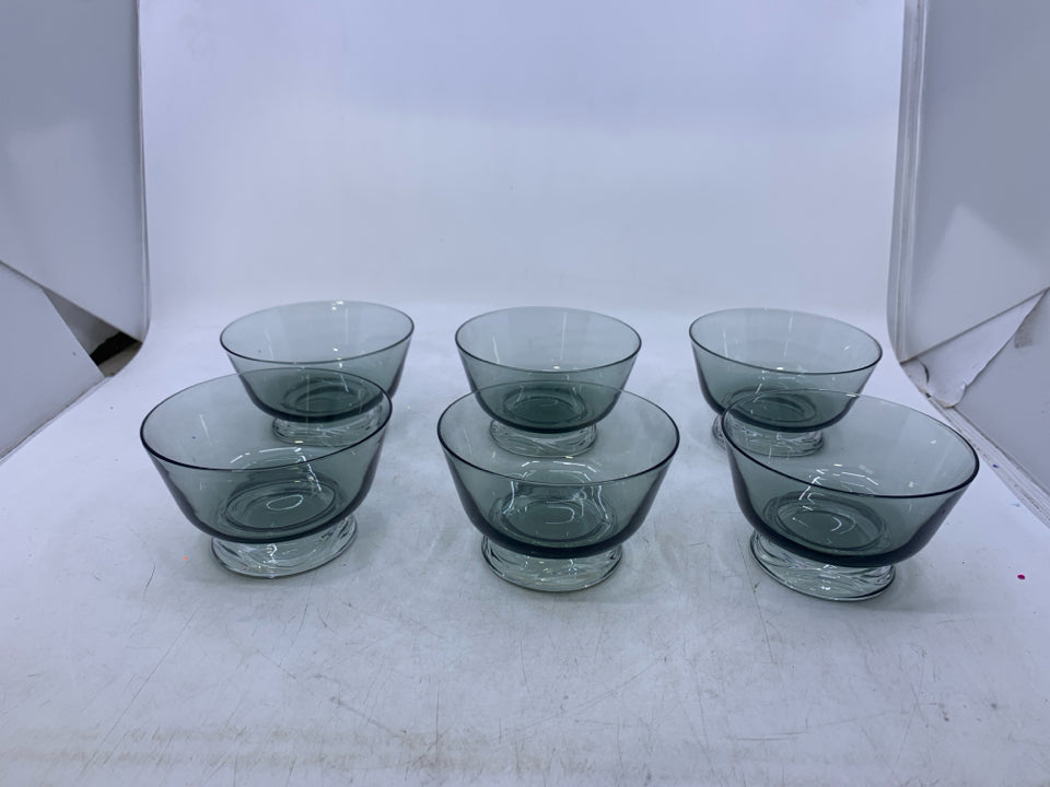 VTG FOSTORIA 6 FOOTED GLASS DESSERT BOWLS.