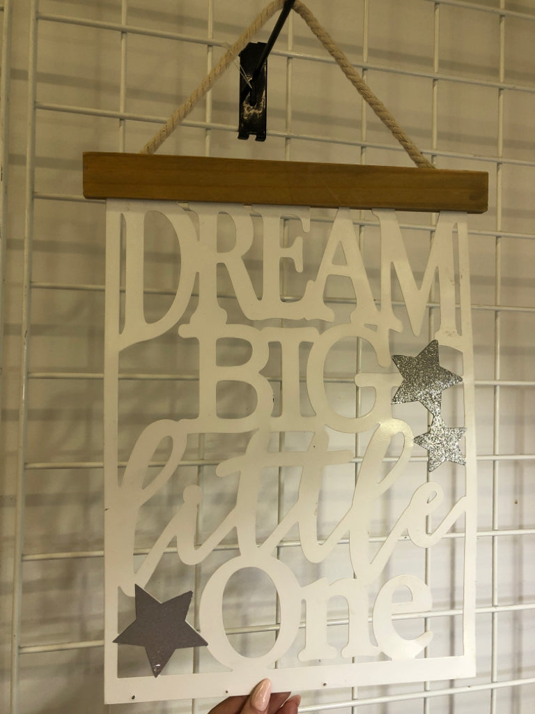 DREAM BIG WHITE METAL WALL HANGING.