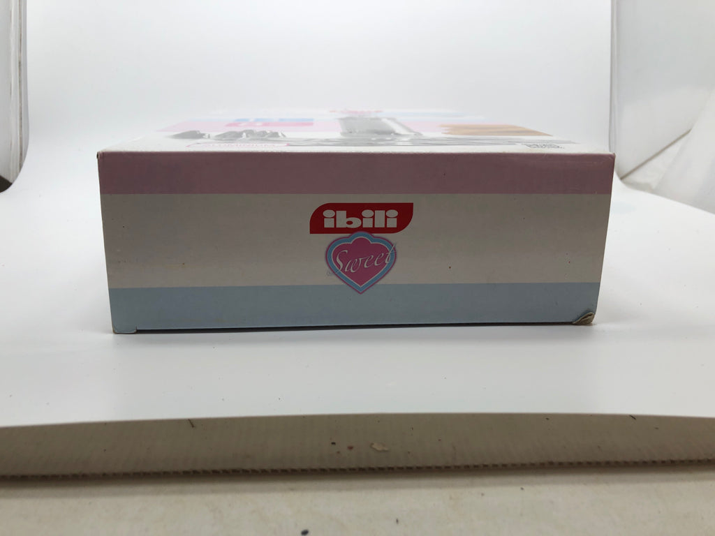 NIB COOKIE MAKER W/ATTACHMENTS.
