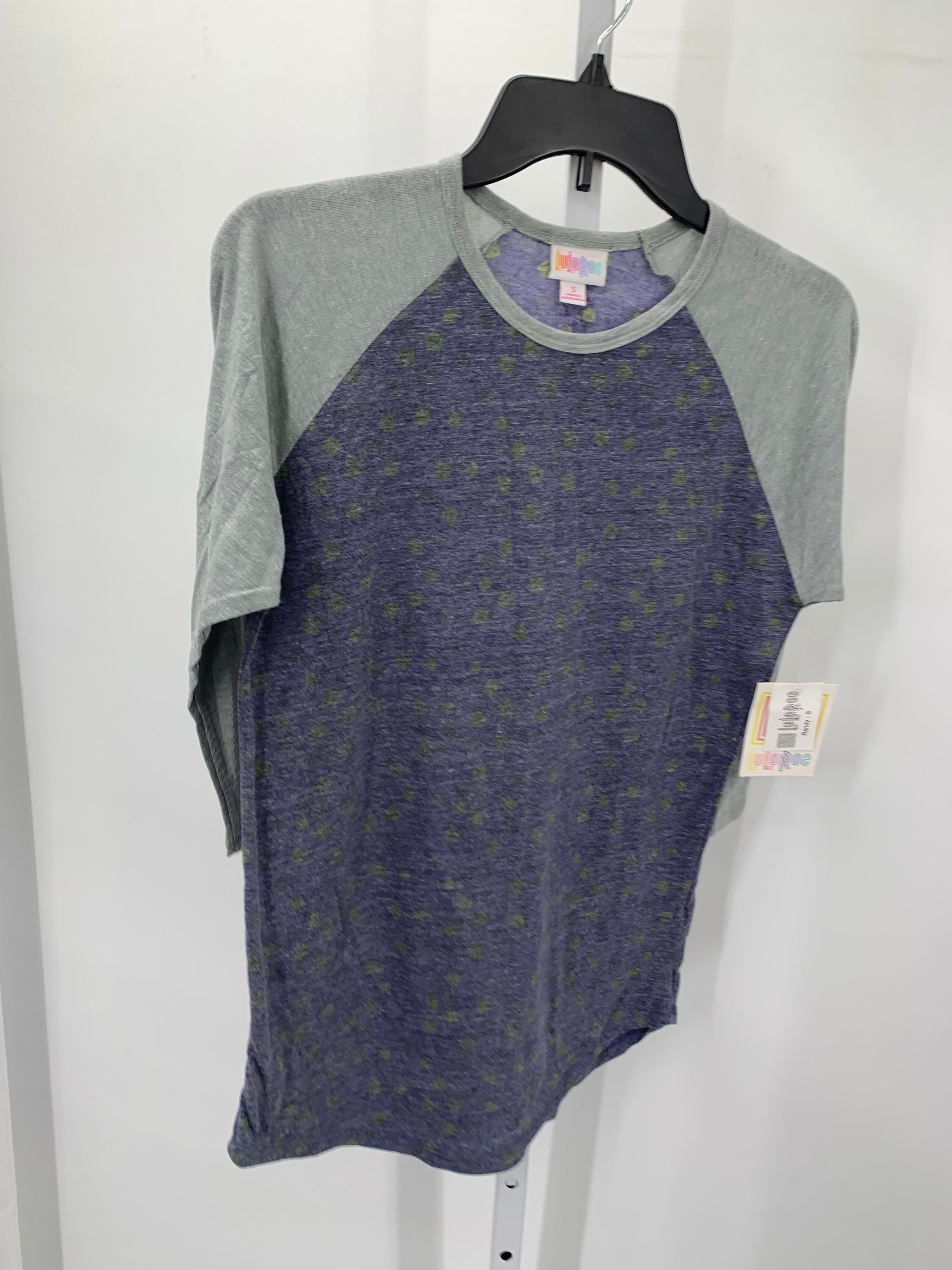 Lularoe Size Small Misses 3/4 Sleeve Shirt