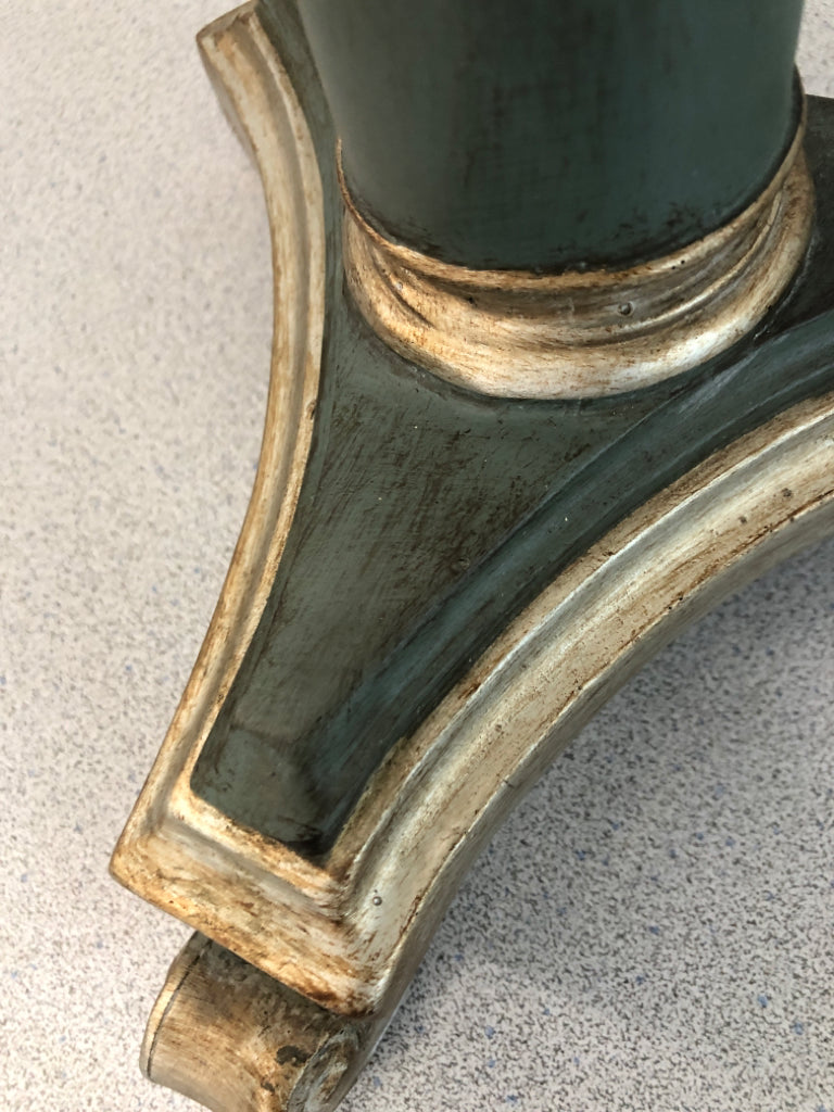 TEAL LAMP W/CARVED LEAF ACCENTS.