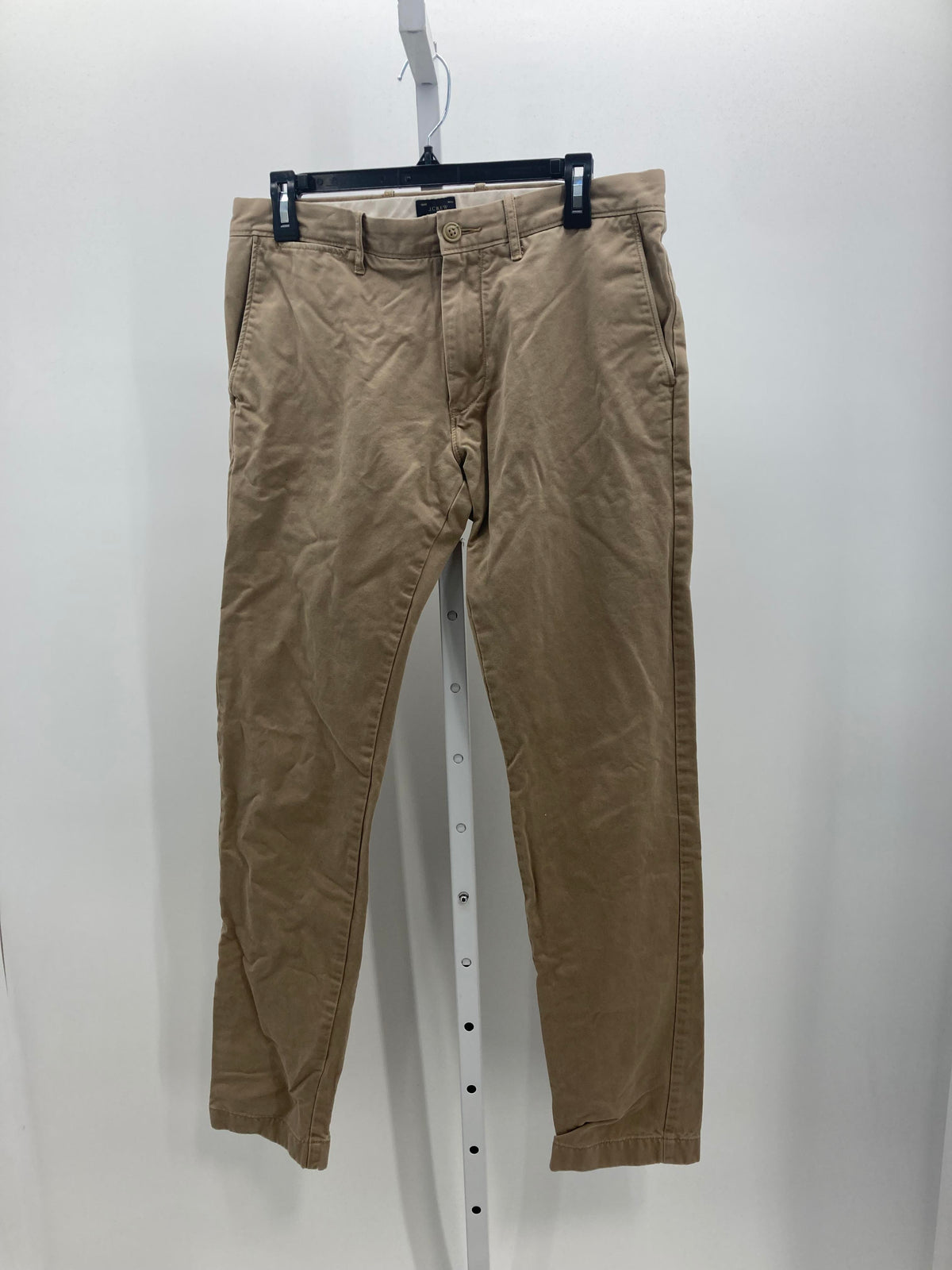 BROKEN IN CHINO