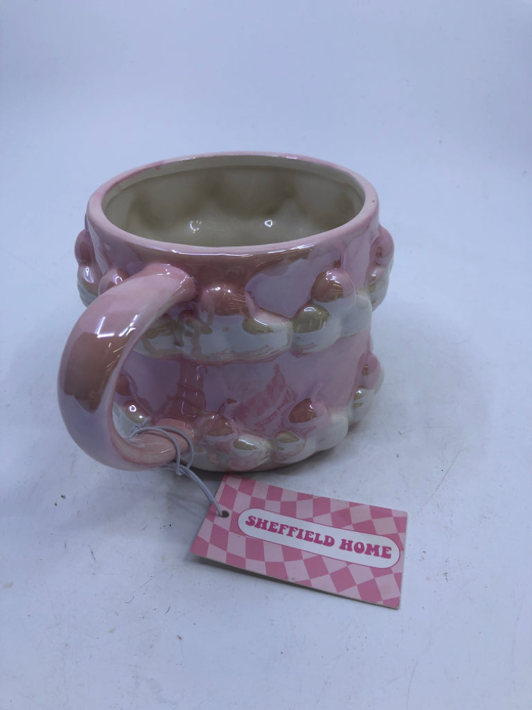 PEARLY PINK LARGE MUG W/CHERRIES.
