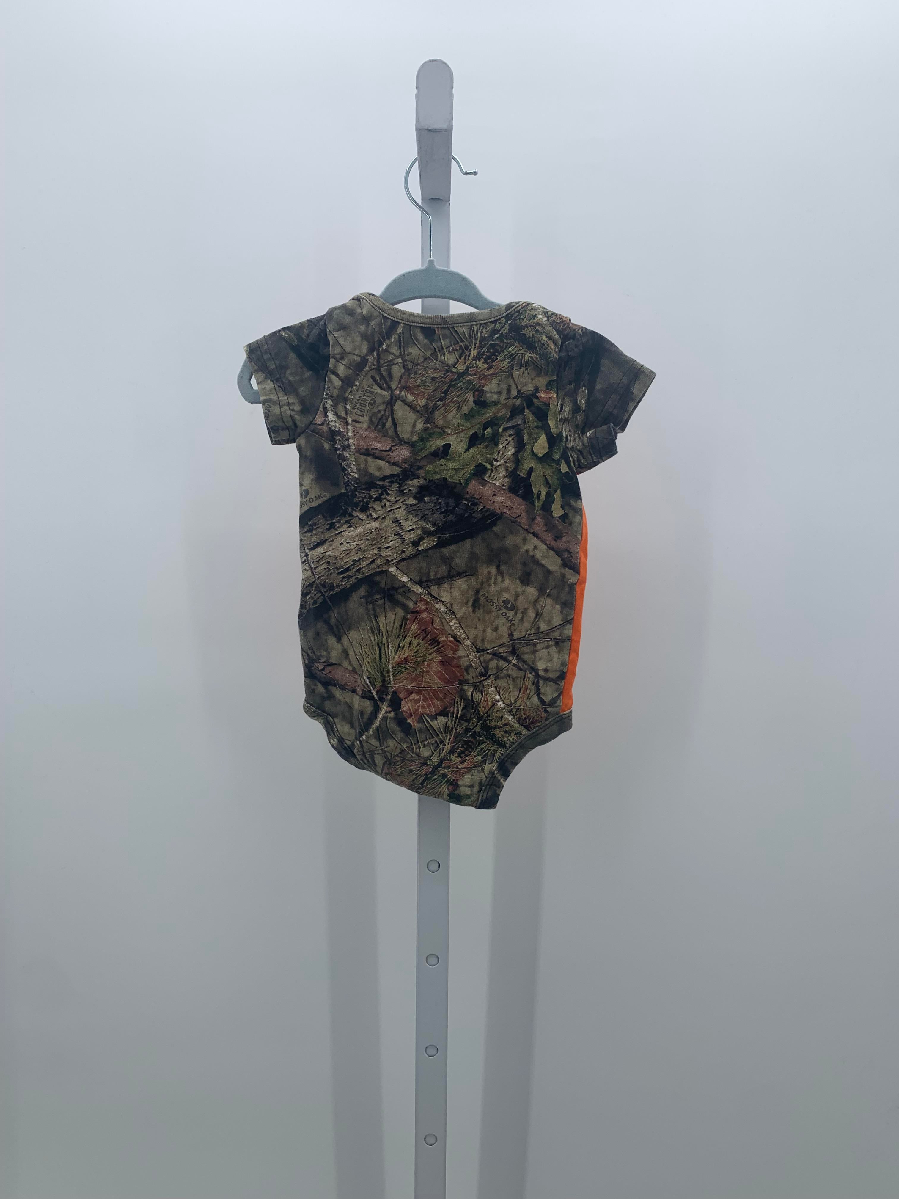 CAMO TREES DEER