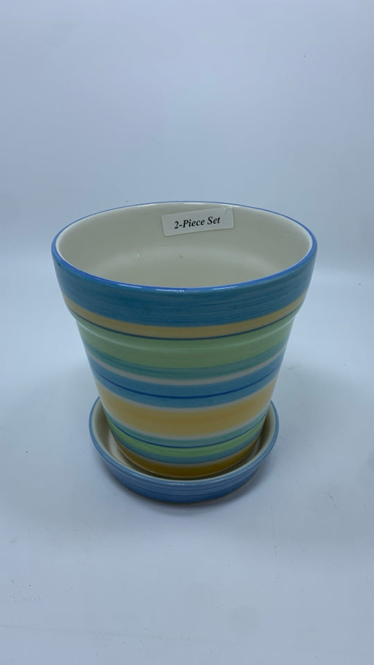 BLUE/GREEN/YELLOW CERAMIC PLANTER W/DISH.