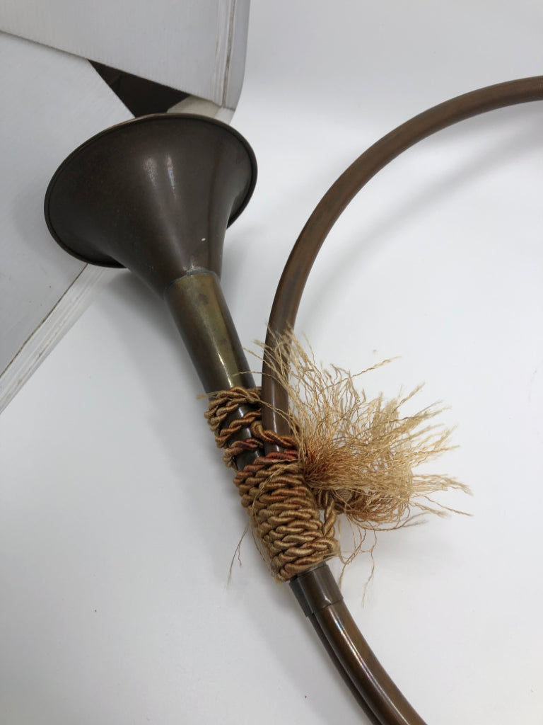 VTG BRASS HORN DECOR W/TWINE.