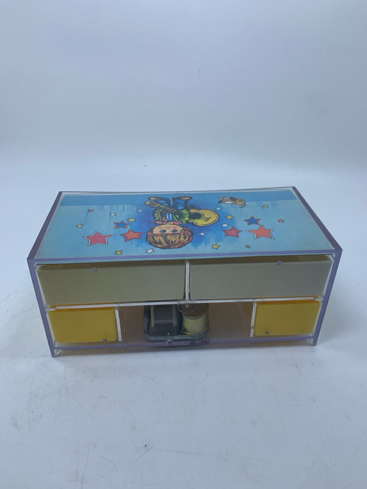 VTG PLASTIC 5 DRAWER KIDS JEWELRY BOX W/ BOY HOLDING GUITAR BRITISH DESIGN REGIS