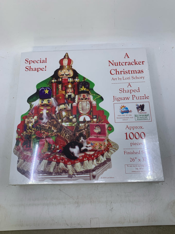 NIB A NUTCRACKER CHRISTMAS PUZZLE.