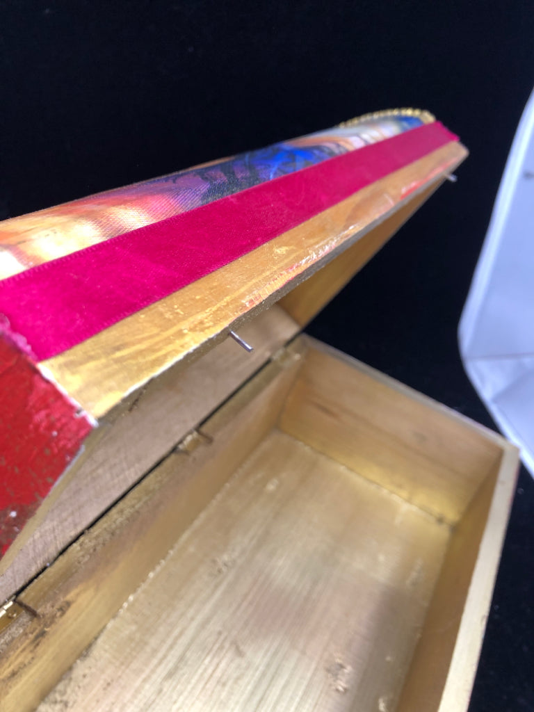 WOMAN ON RED JEWELRY/ STORAGE CHEST.