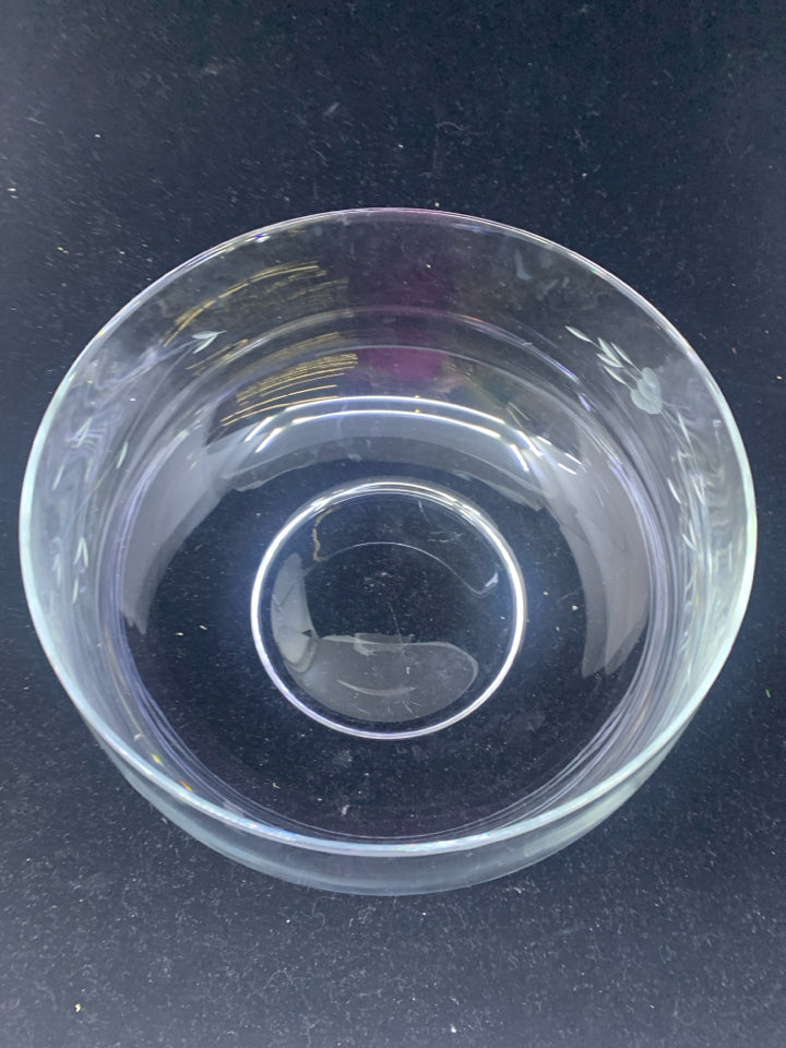 PRINCESS HOUSE ETCHED FLORAL SERVING BOWL.