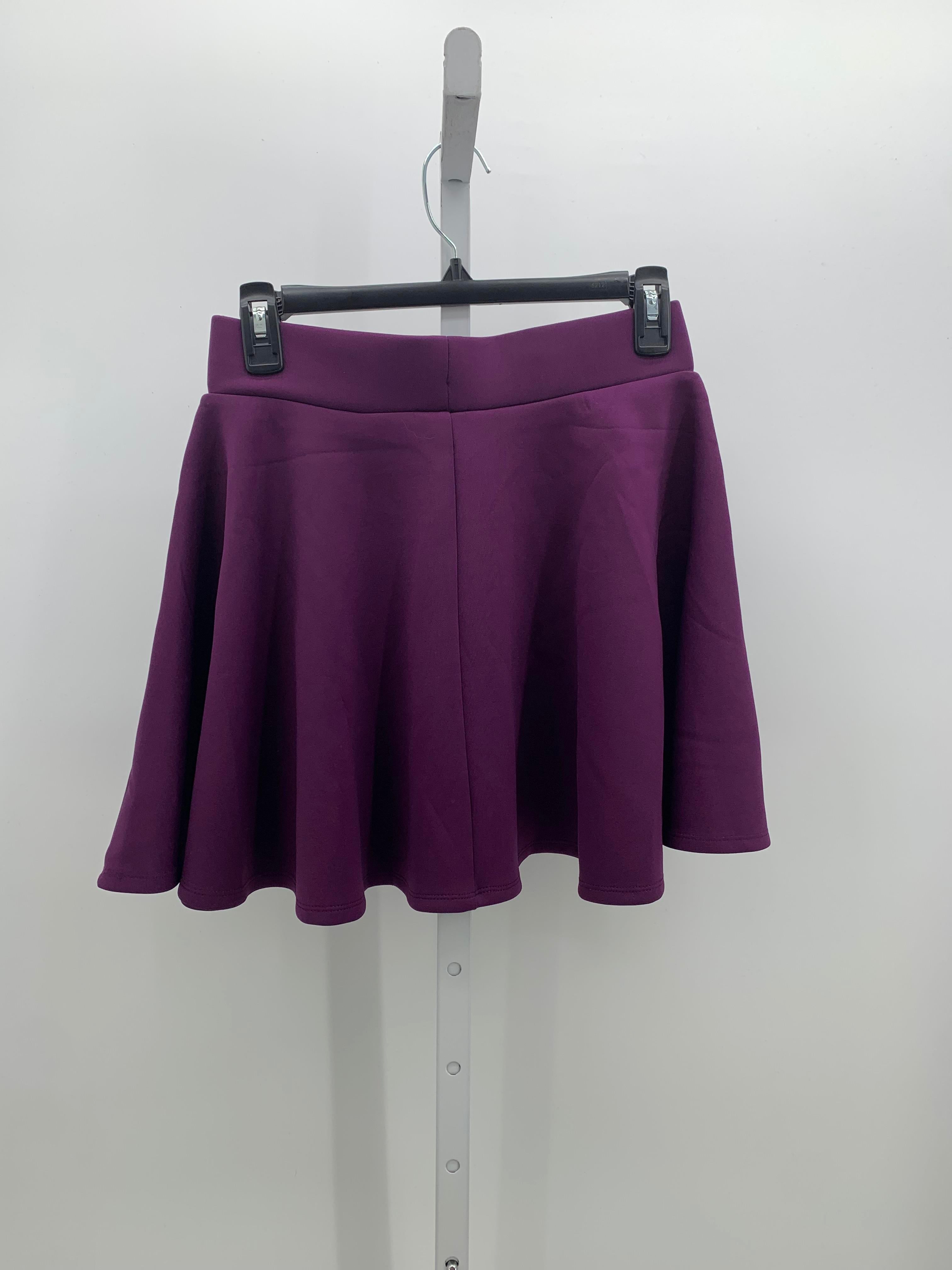 Size Medium Juniors Skirt