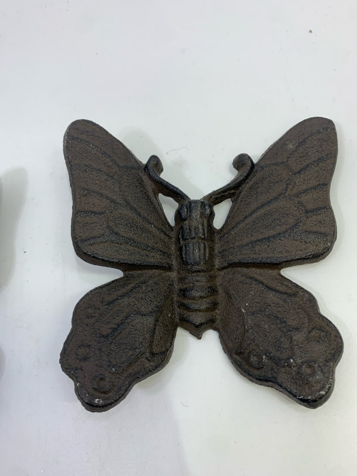 2 CAST IRON BUTTERFLY WALL DECOR.