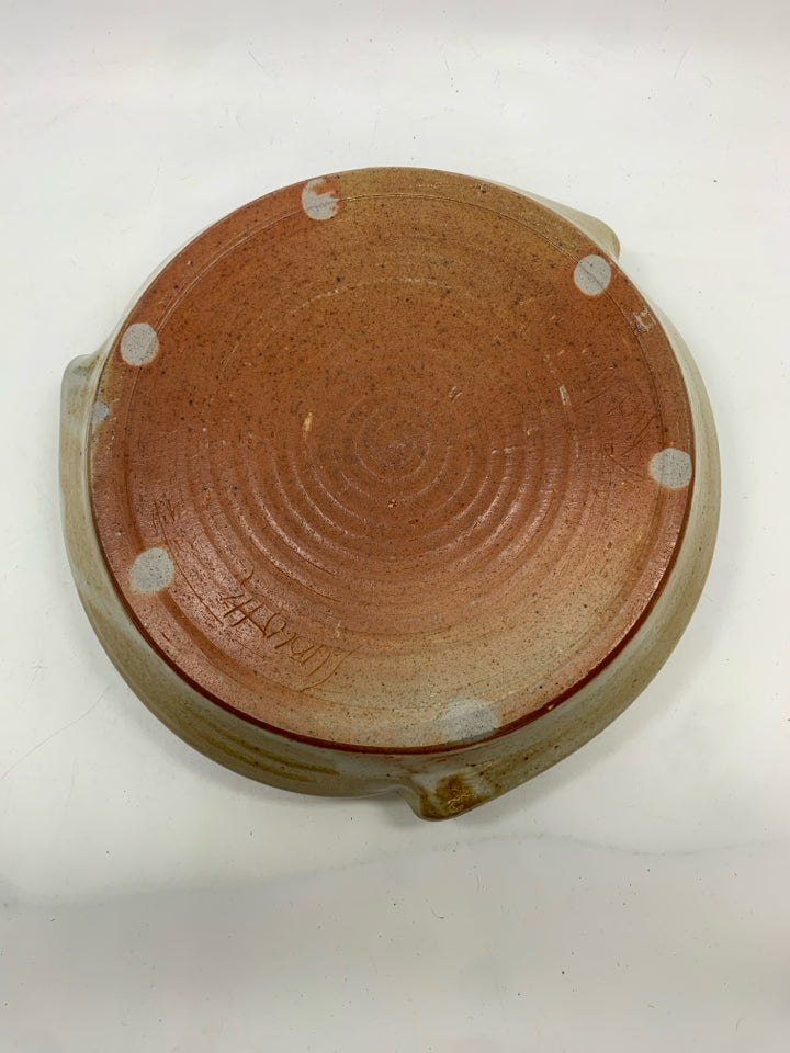 HEAVY STONEWARE TAN SPECKLED CHIP AND DIP TRAY.