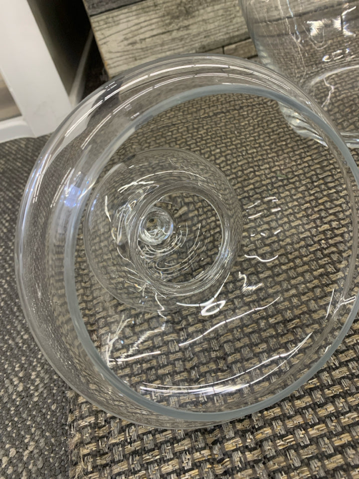 JUMBO CLEAR GLASS APOTHECARY JAR W/LID.