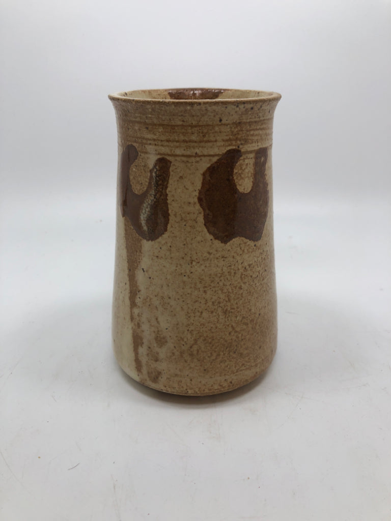 BROWN POTTERY VASE.