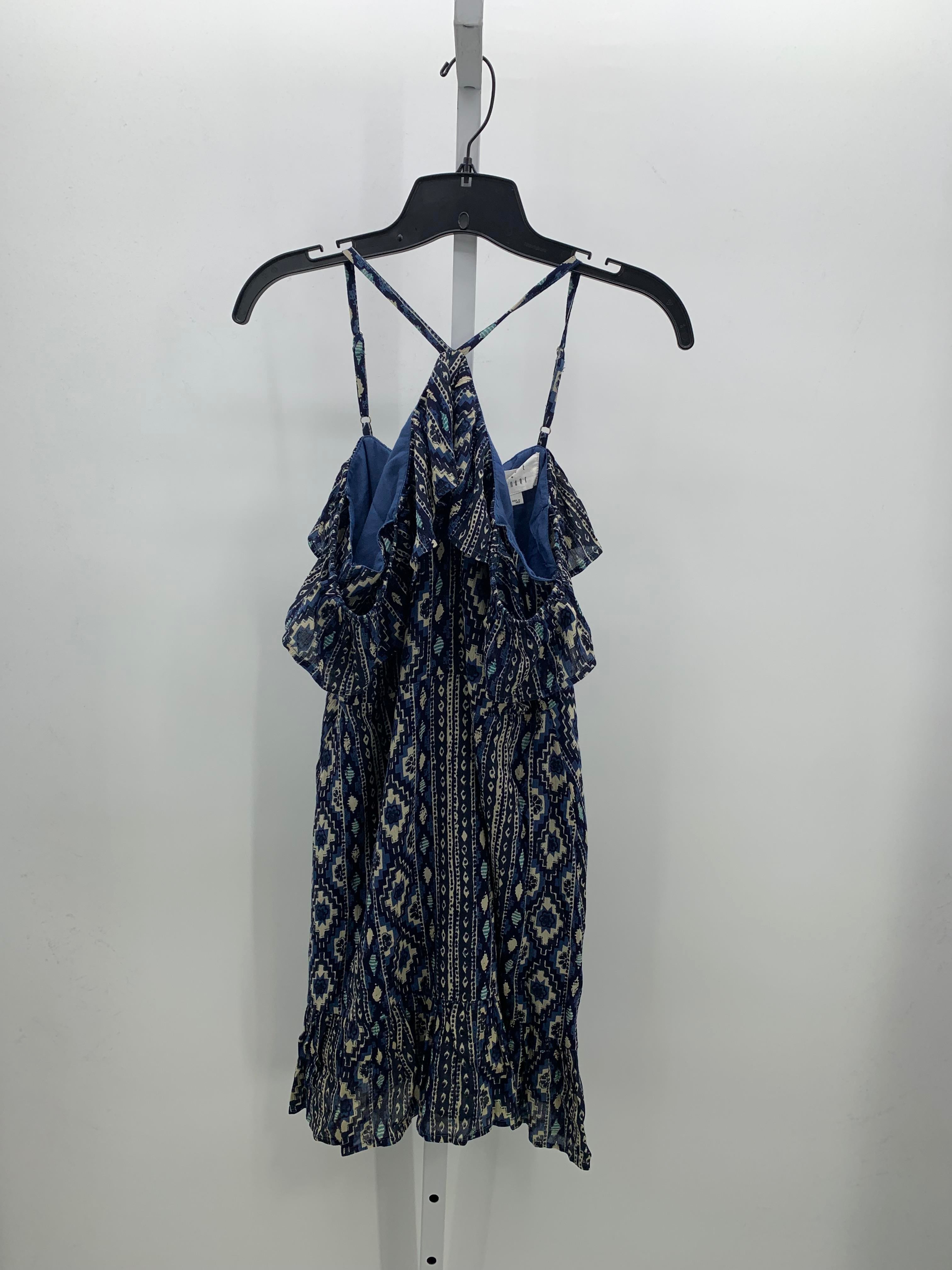 Size Medium Juniors Short Sleeve Dress