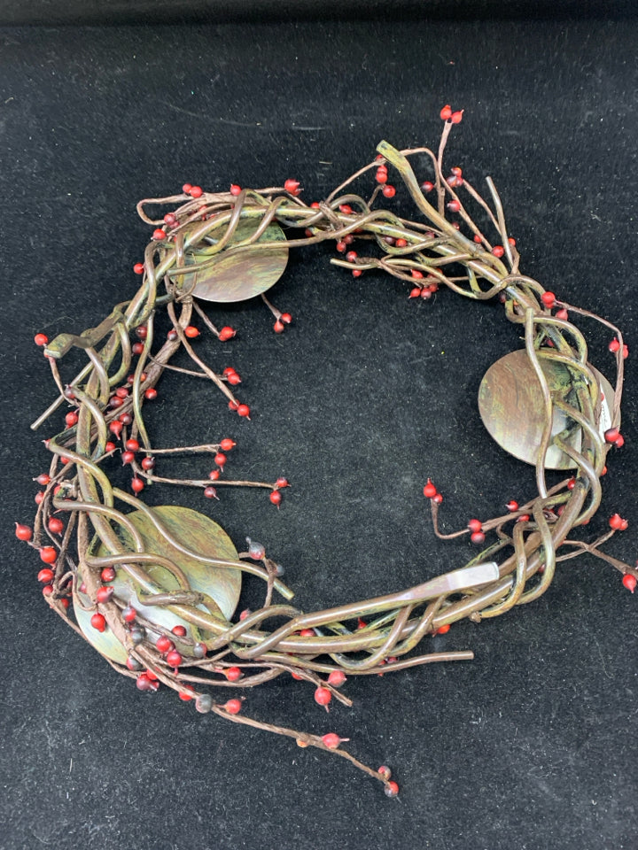 METAL TWIG AND BERRIES 3 TAPER CANDLE HOLDER.