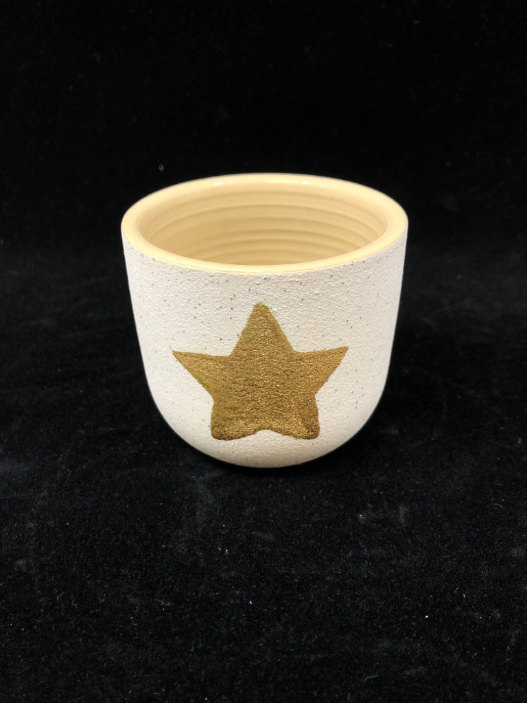 SMALL CERAMIC CANDLE HOLDER W/STAR.