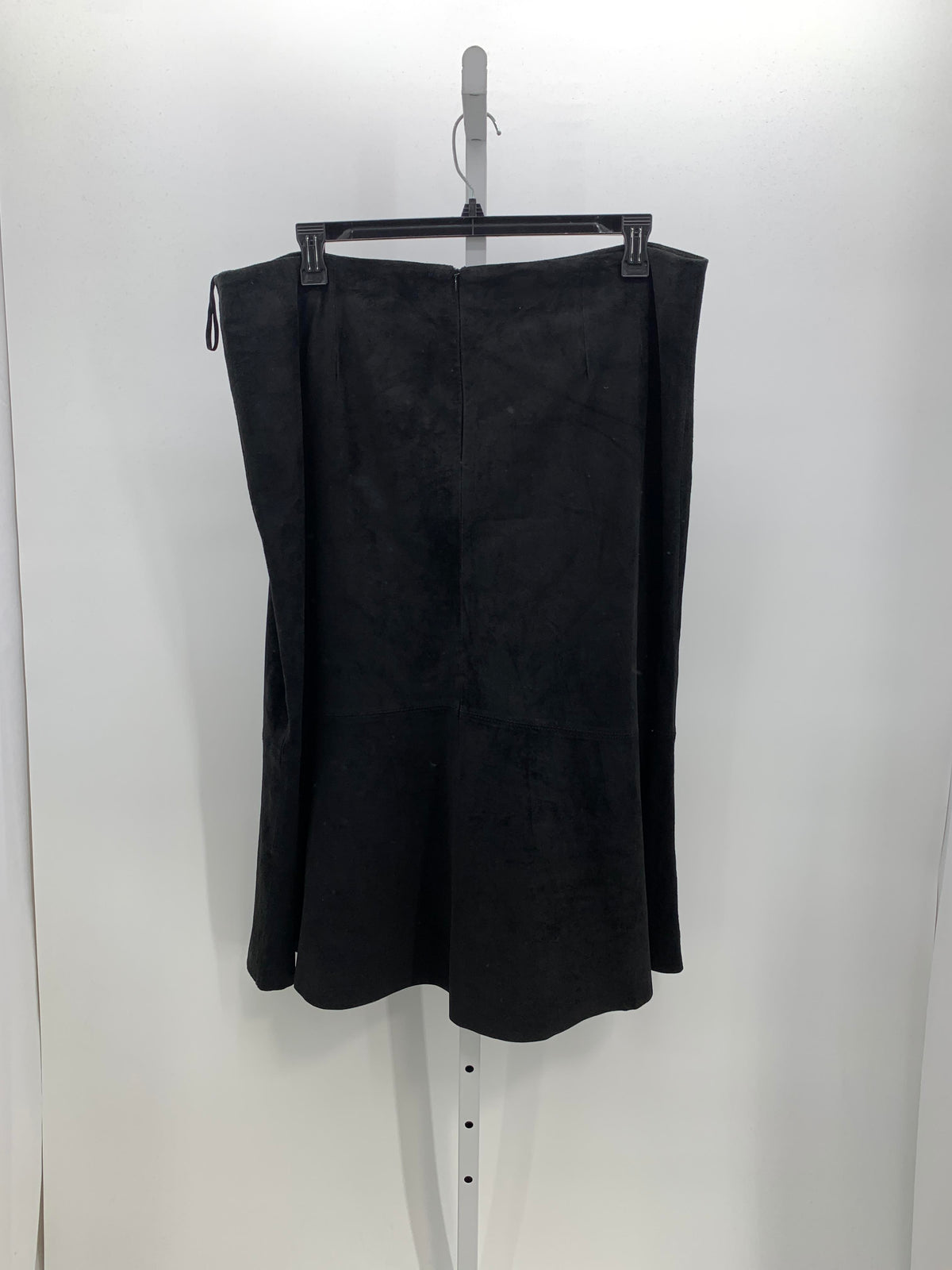 i.e. Size 20 W Womens Skirt