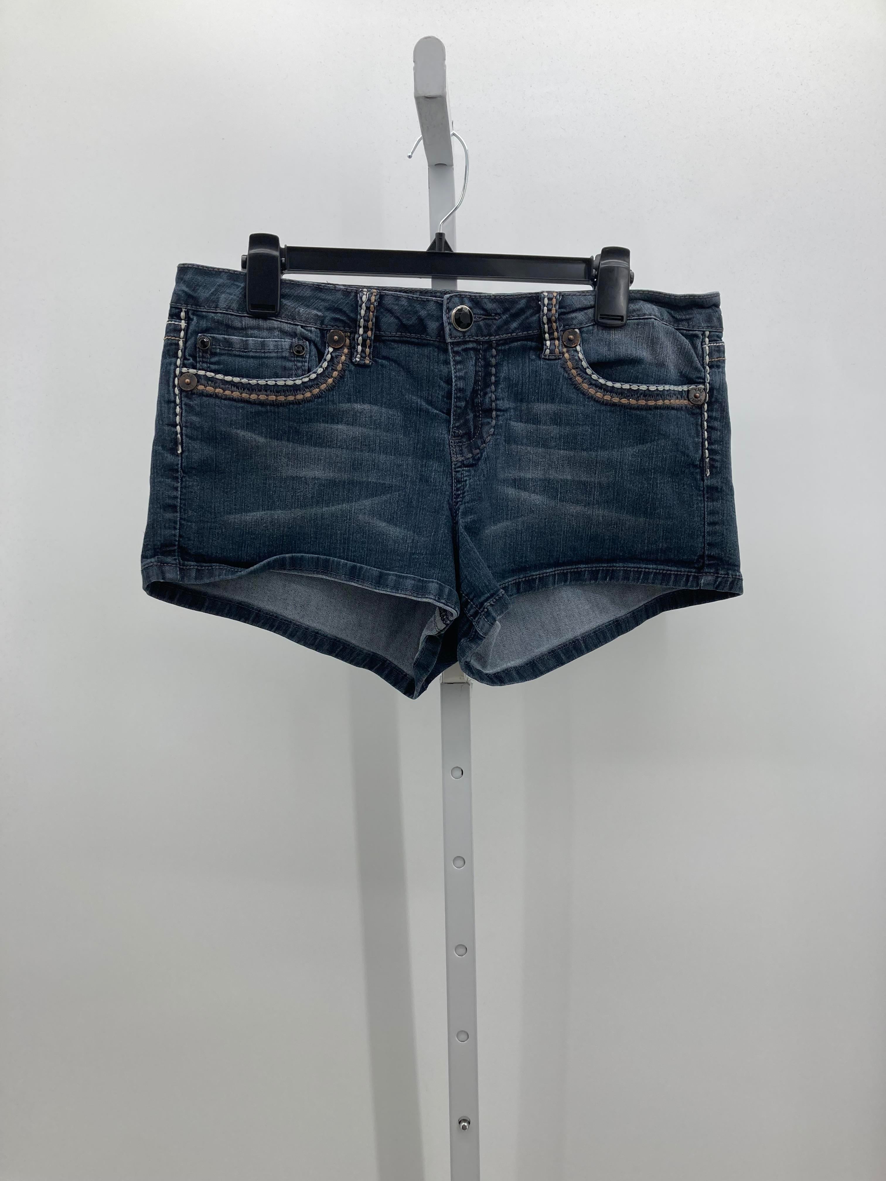 YMI Size 13 Juniors Shorts