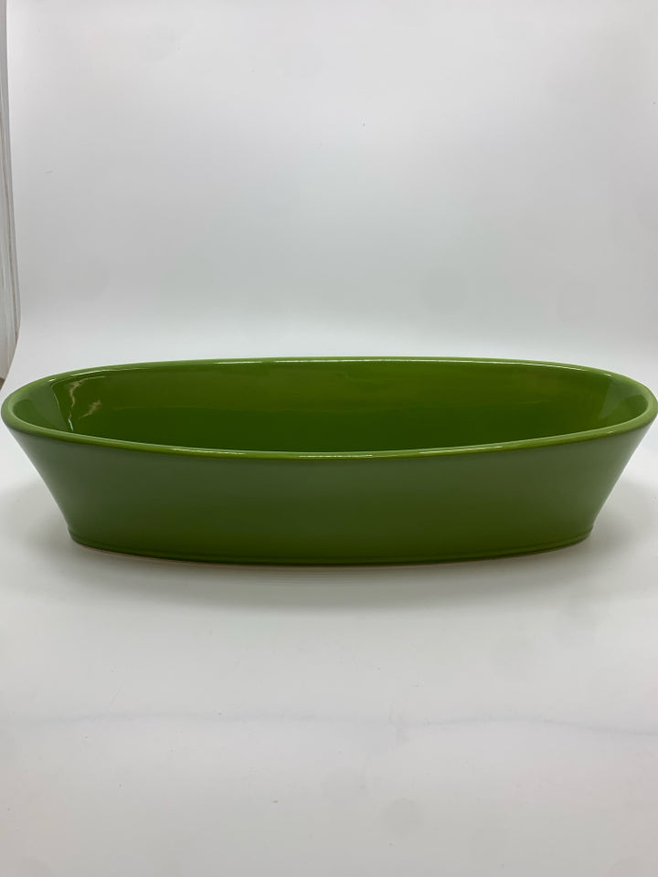 GREEN CERAMIC SOUTHERN LIVING CENTERPIECE PLANTER.