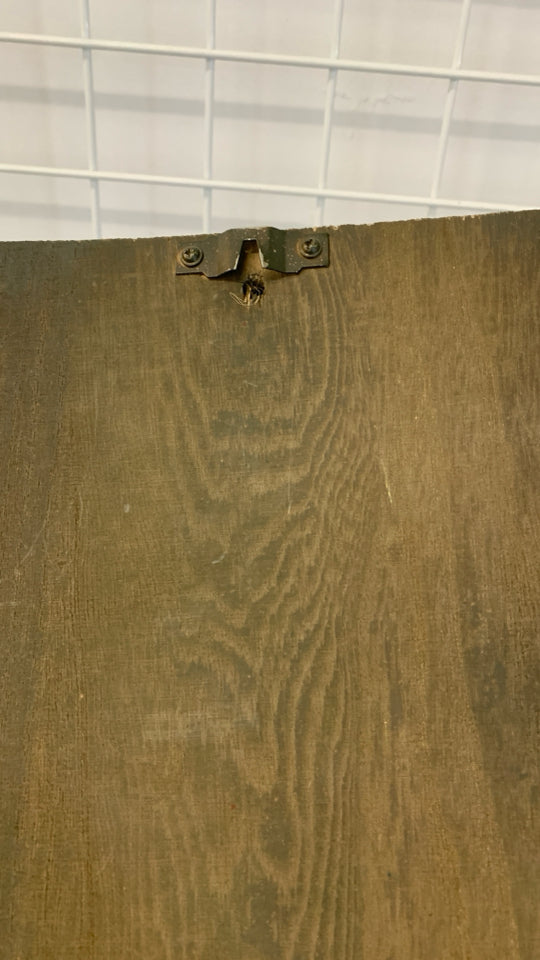 FAUX SUCCULENTS WOOD WALL-HANGING.