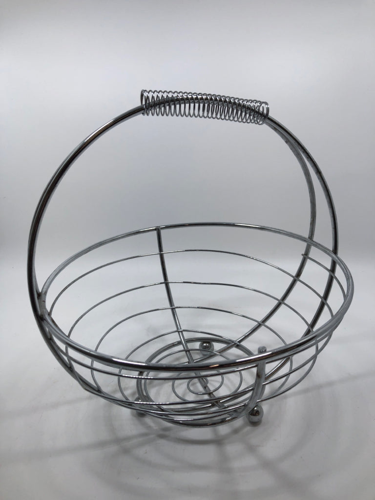 SILVER METAL FRUIT BASKET.