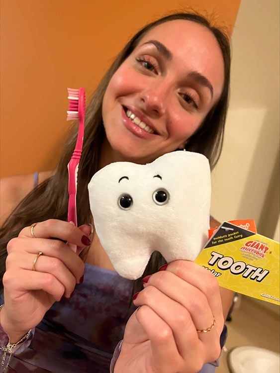 GIANT Microbes Plush Tooth Holder, Molar