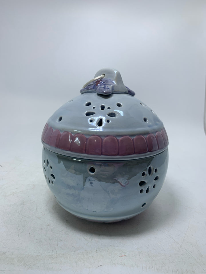 IRIDESCENT BLUE PIERCED PFALTZGRAFF 2PC ORNAMENT CANDLE HOLDER.