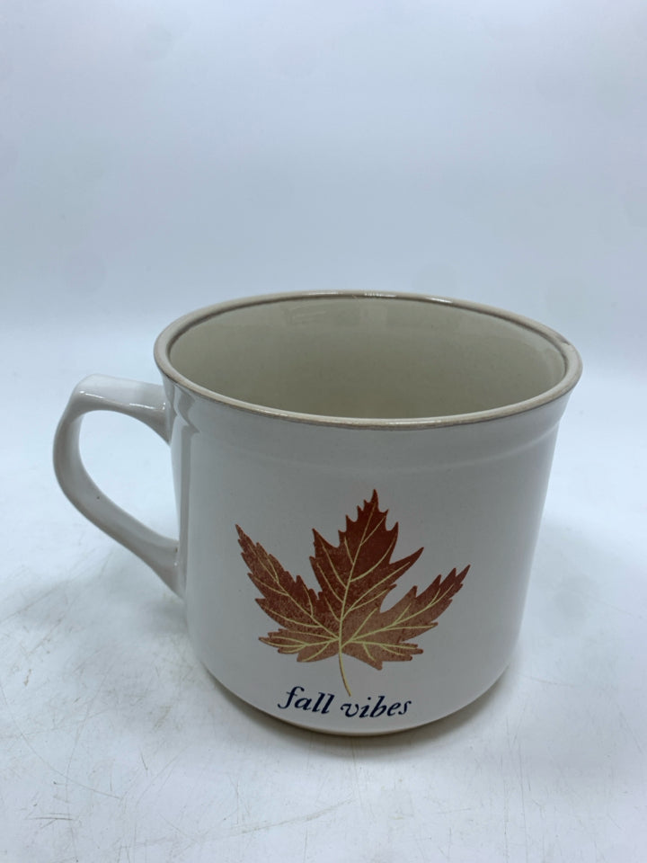 FALL VIBES MUG.