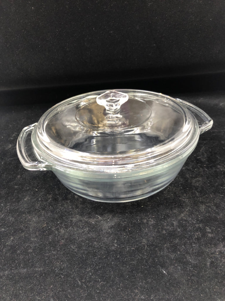 CLEAR BAKING DISH W LID.