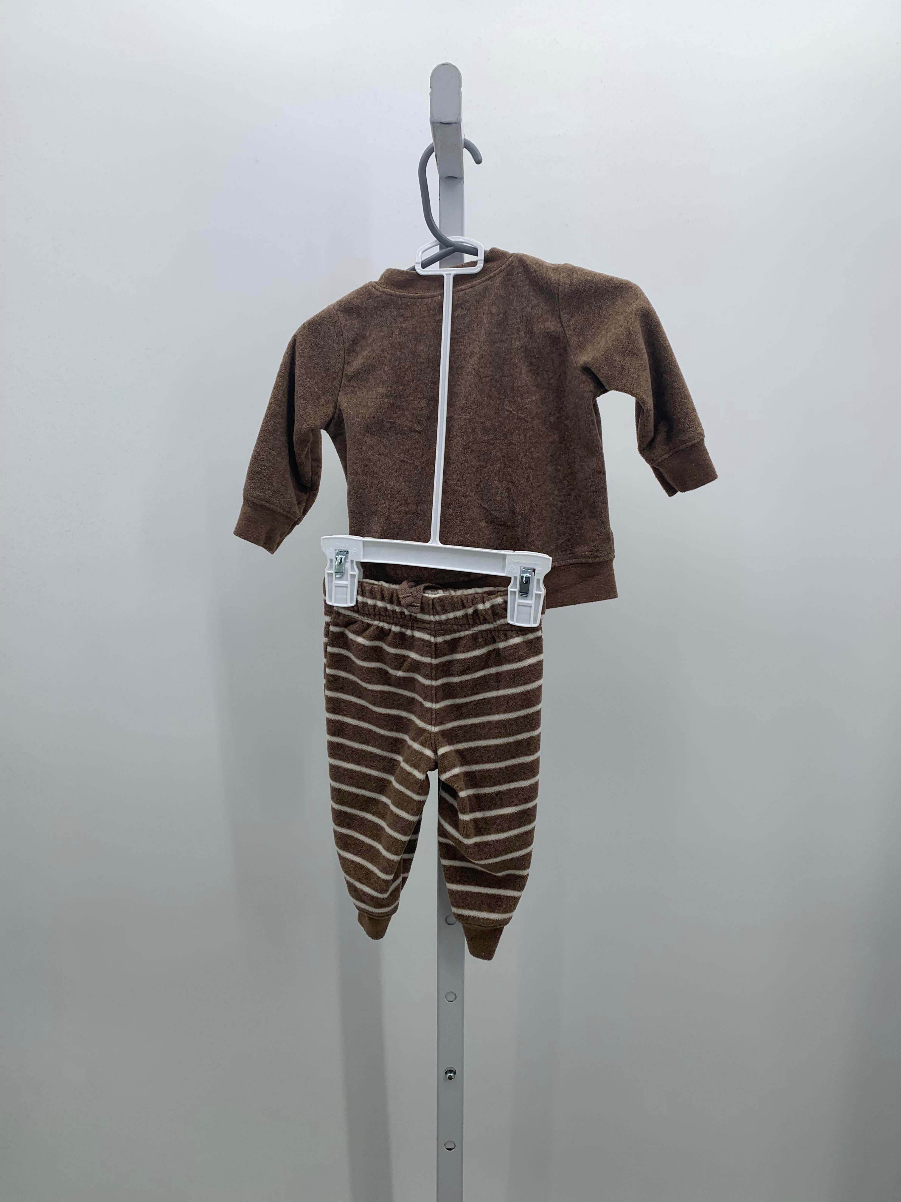 LION FLEECE SHIRT AND STRIPE PANTS