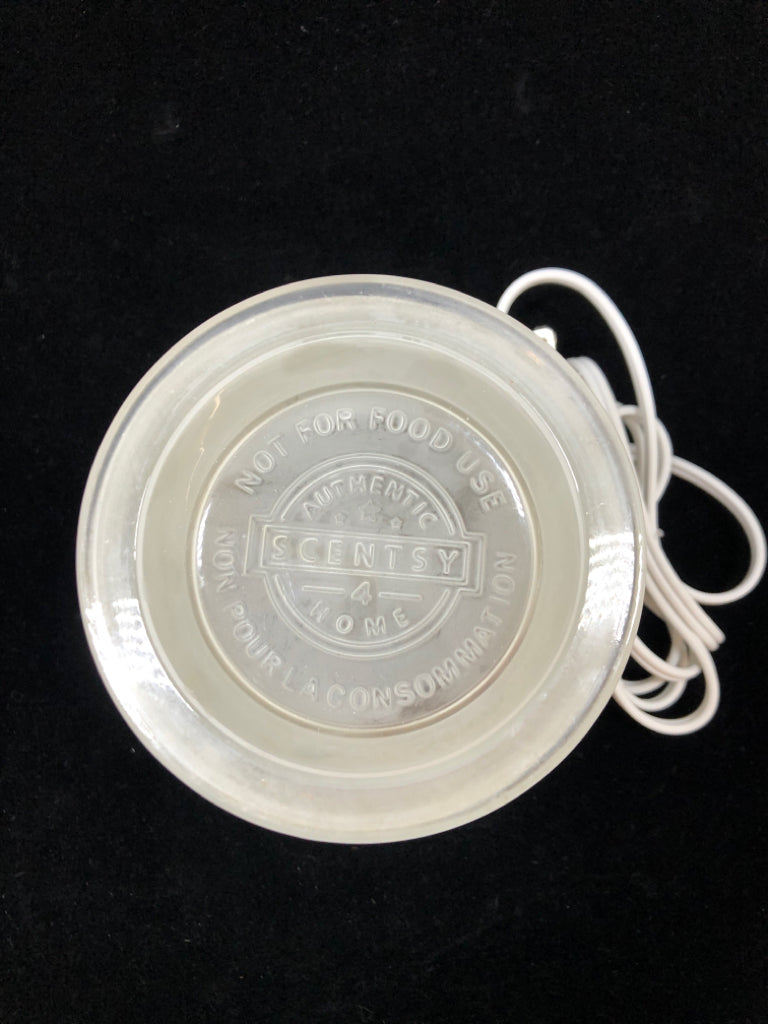 CHERRY BLOSSOM WAX WARMER.