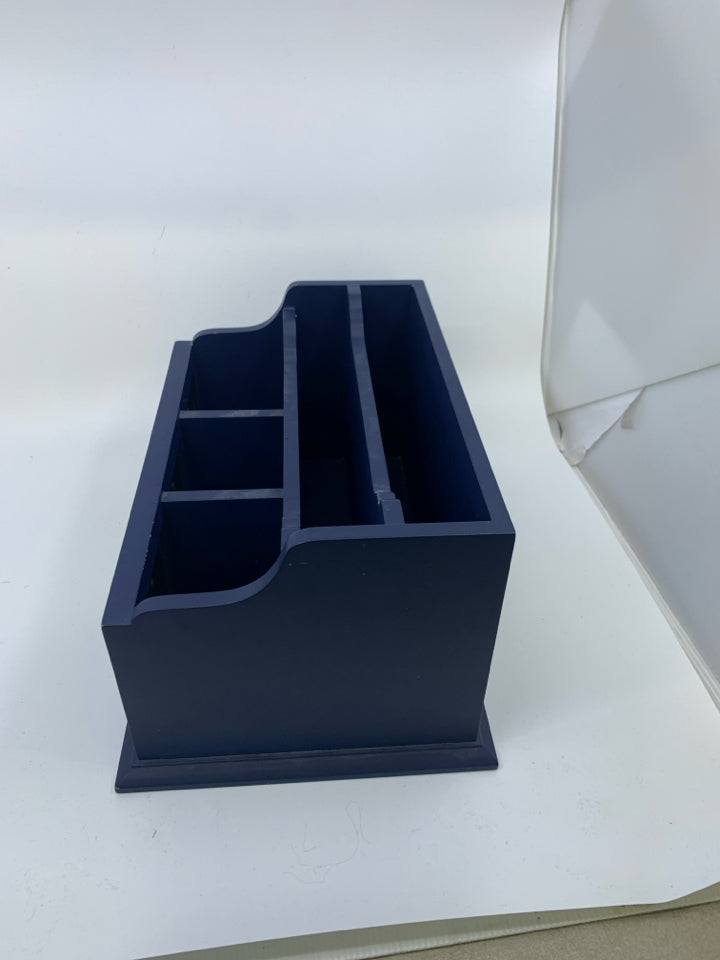 NAVY BLUE ORGANIZER W/ SMALL PHOTO SLOTS.