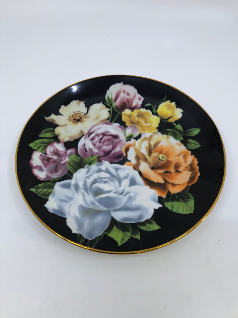 DANBURY MINT "ROSE" DECORATIVE PLATE W/FLOWERS+GOLD RIM.