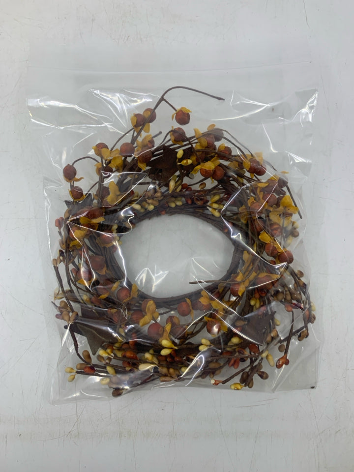 2 PRIMITIVE STYLE CANDLE WREATH PIP BERRIES/METAL STARS.