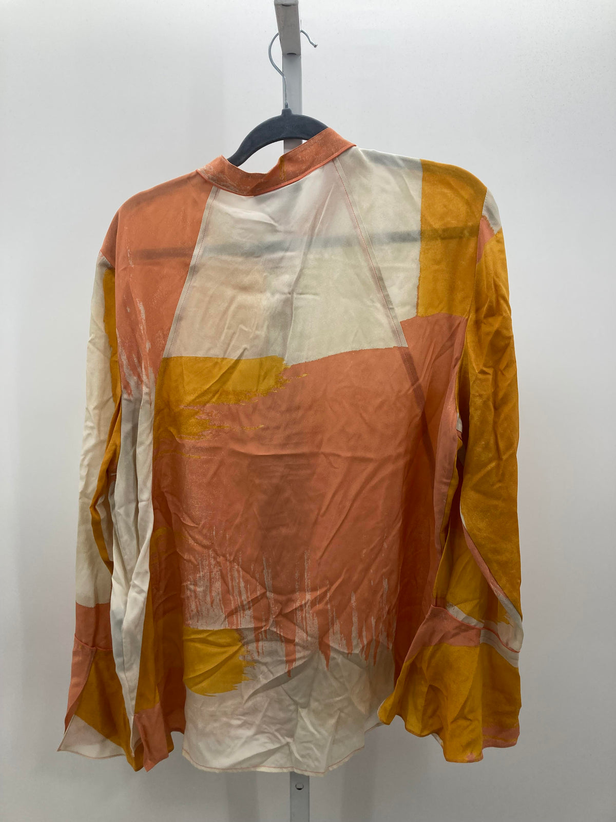 Size Extra Large Misses Long Sleeve Shirt
