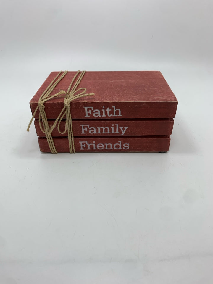 FAITH FAMILY FRIENDS RED BLOCK DECOR.