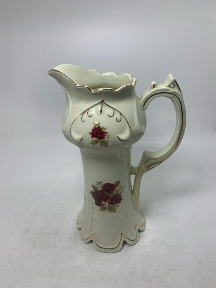 TALL PITCHER W/ ROSES GOLD DETAILS.